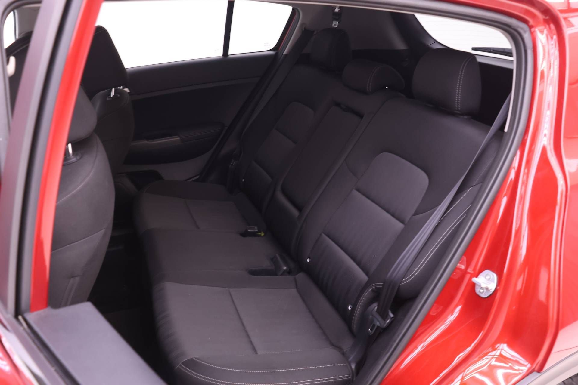 Used 2021 Kia Sportage LX image 10