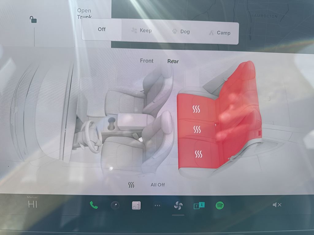 Used 2021 Tesla Model Y Long Range image 11