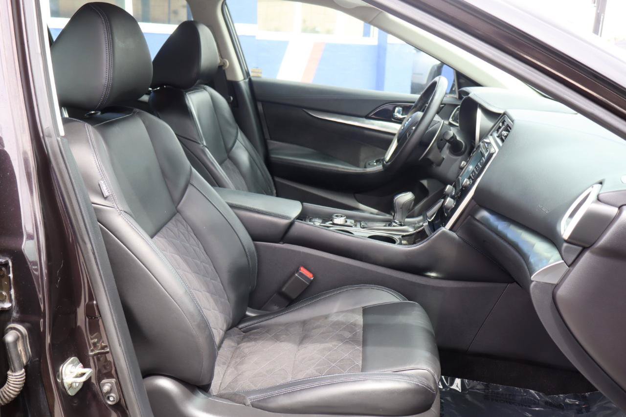 Used 2016 Nissan Maxima SR FWD image 14