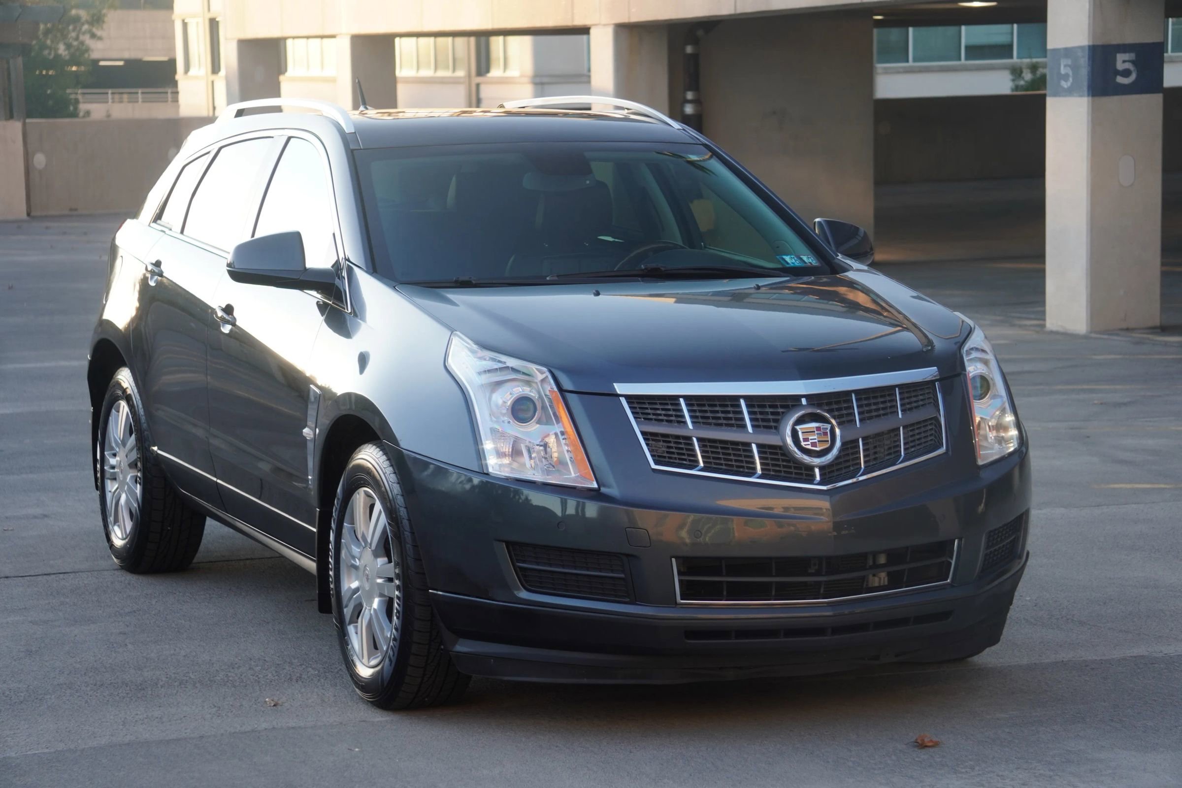 Used 2012 Cadillac SRX Luxury image 23