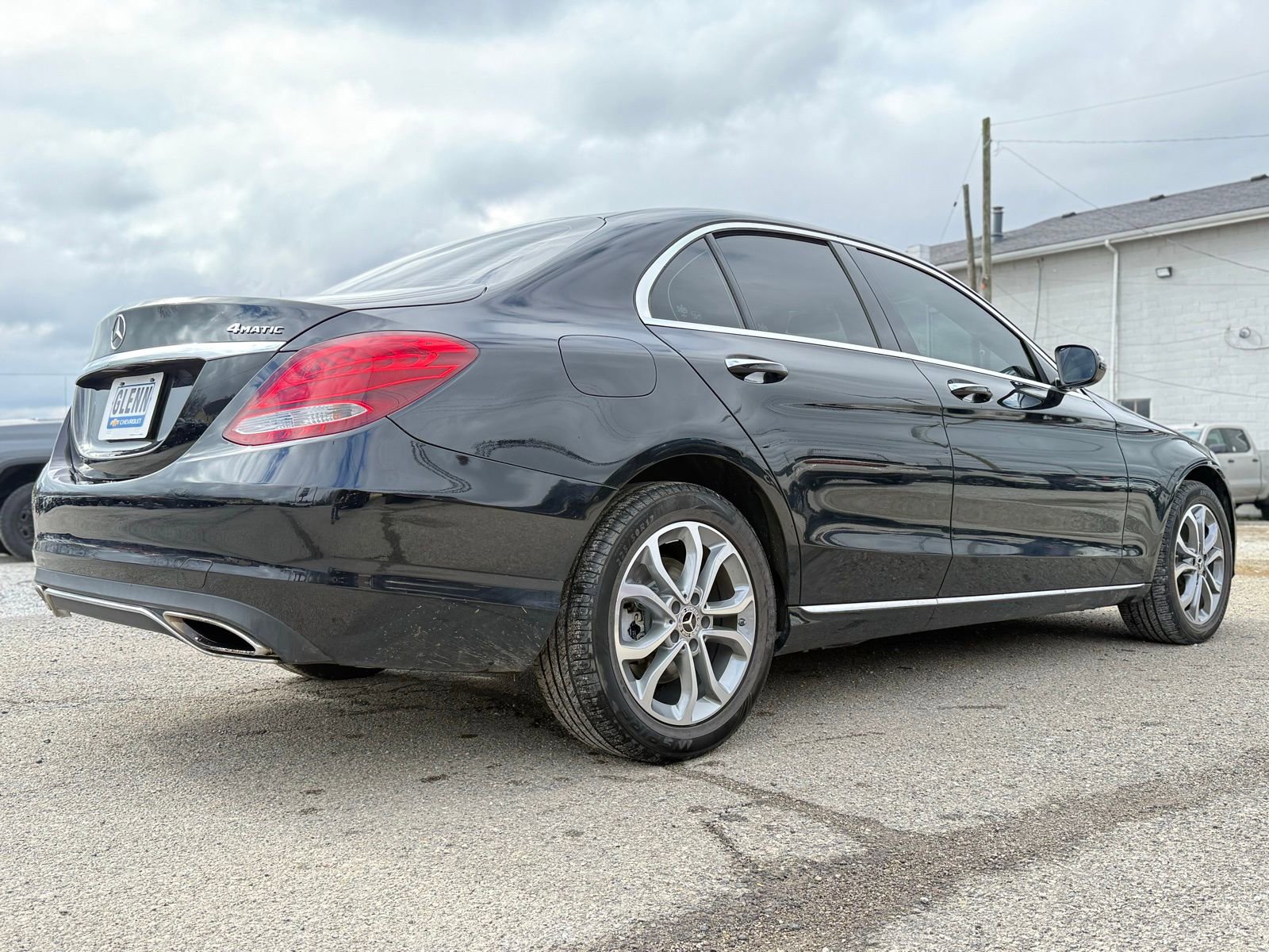 Used 2018 Mercedes-Benz C 300 4MATIC Sedan image 9