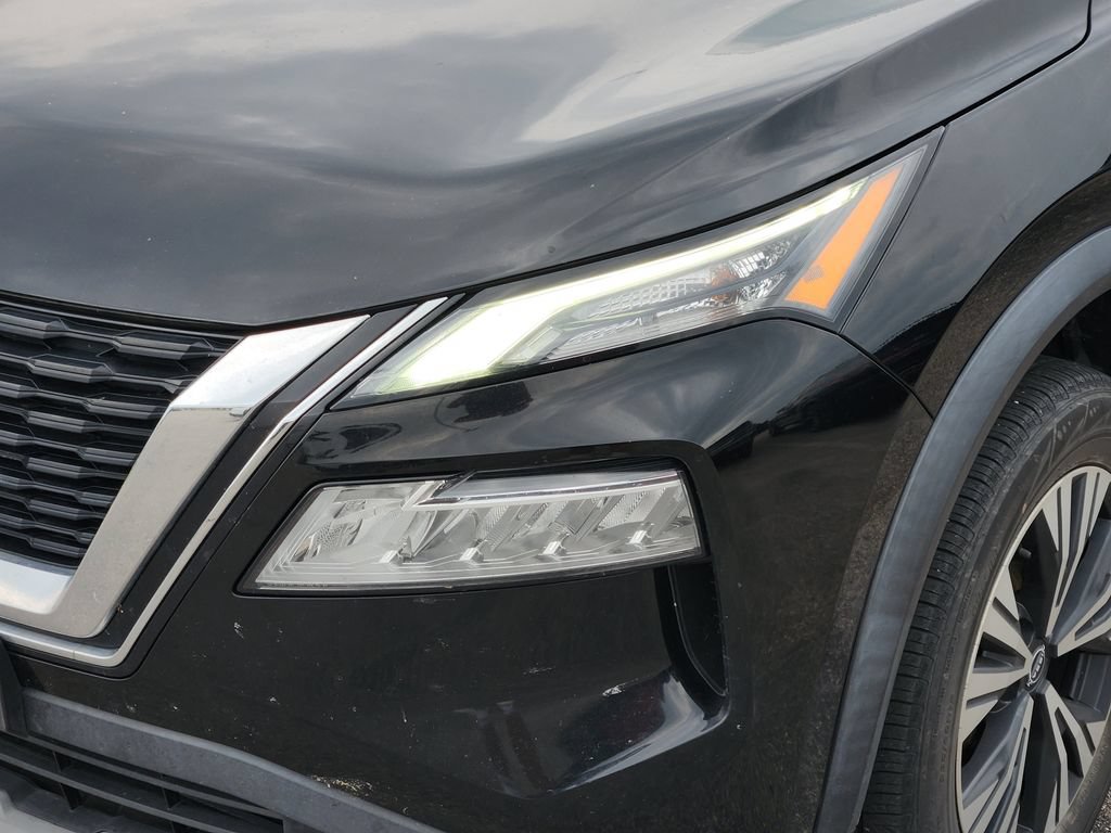 Used 2022 Nissan Rogue SV FWD image 5