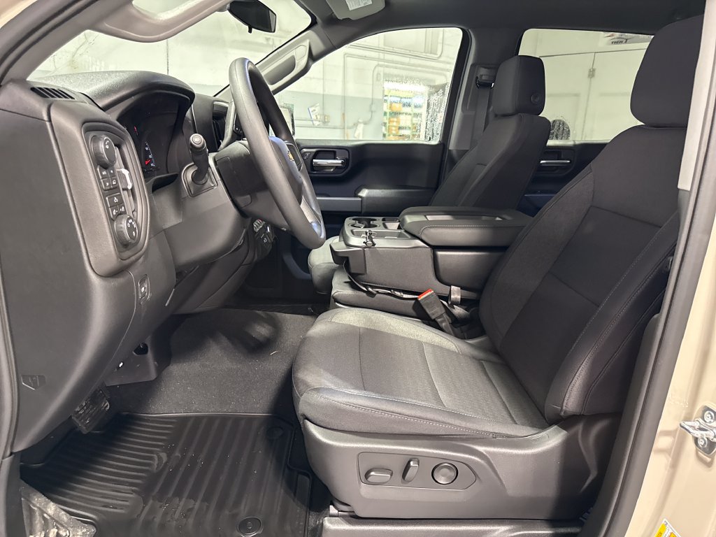 New 2026 Chevrolet Silverado 1500 Custom AWD/4WD image 24