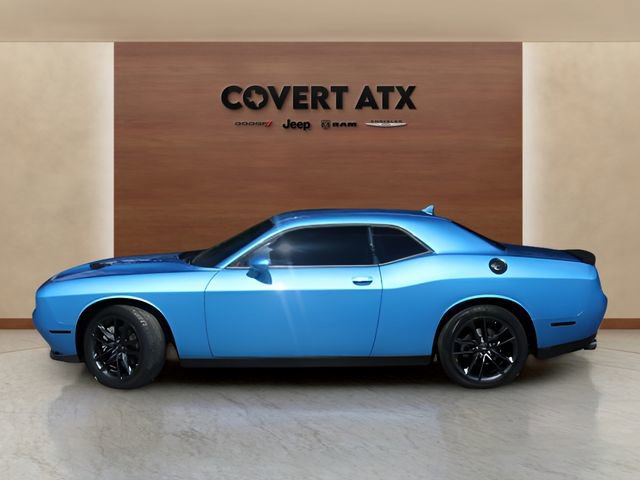 Used 2023 Dodge Challenger SXT w/ Plus Package image 2