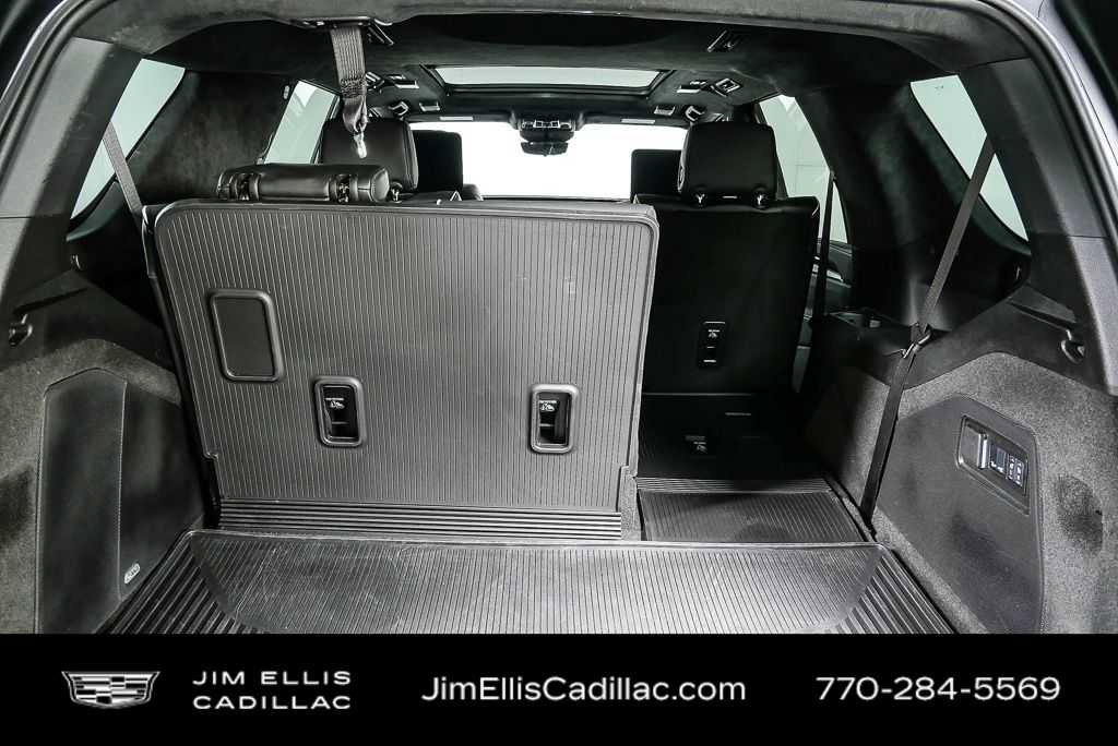 Used 2025 Cadillac Escalade Sport Platinum AWD/4WD image 33