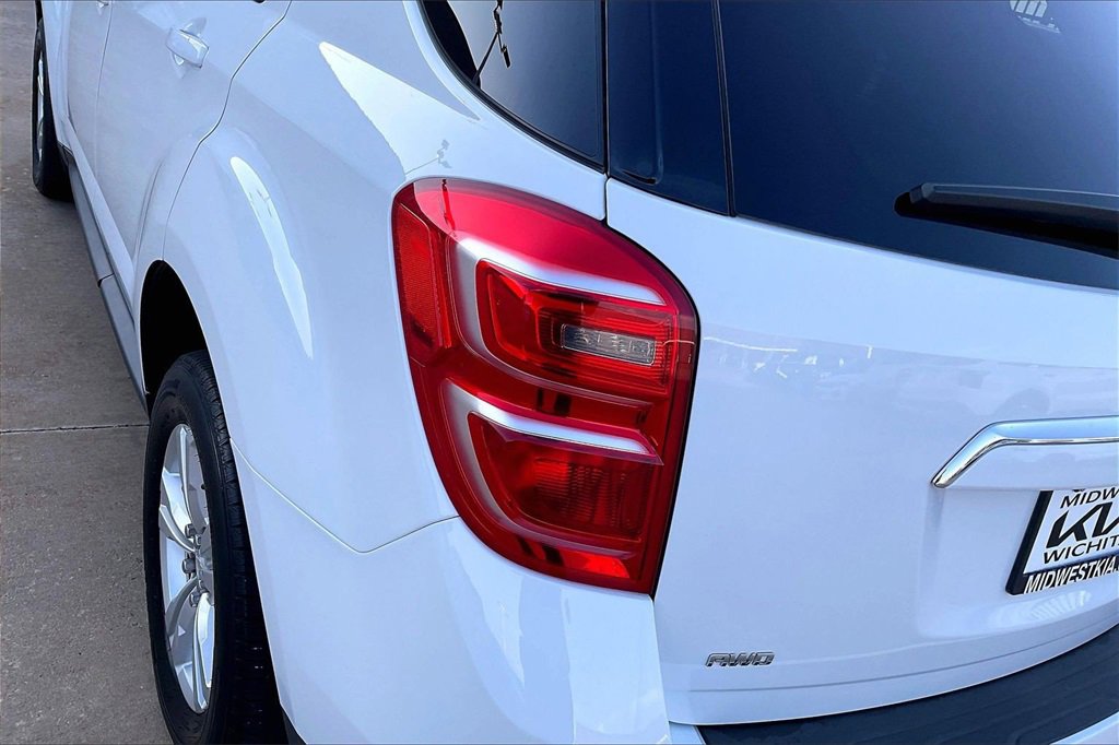 Used 2016 Chevrolet Equinox LT w/ Convenience Package image 29