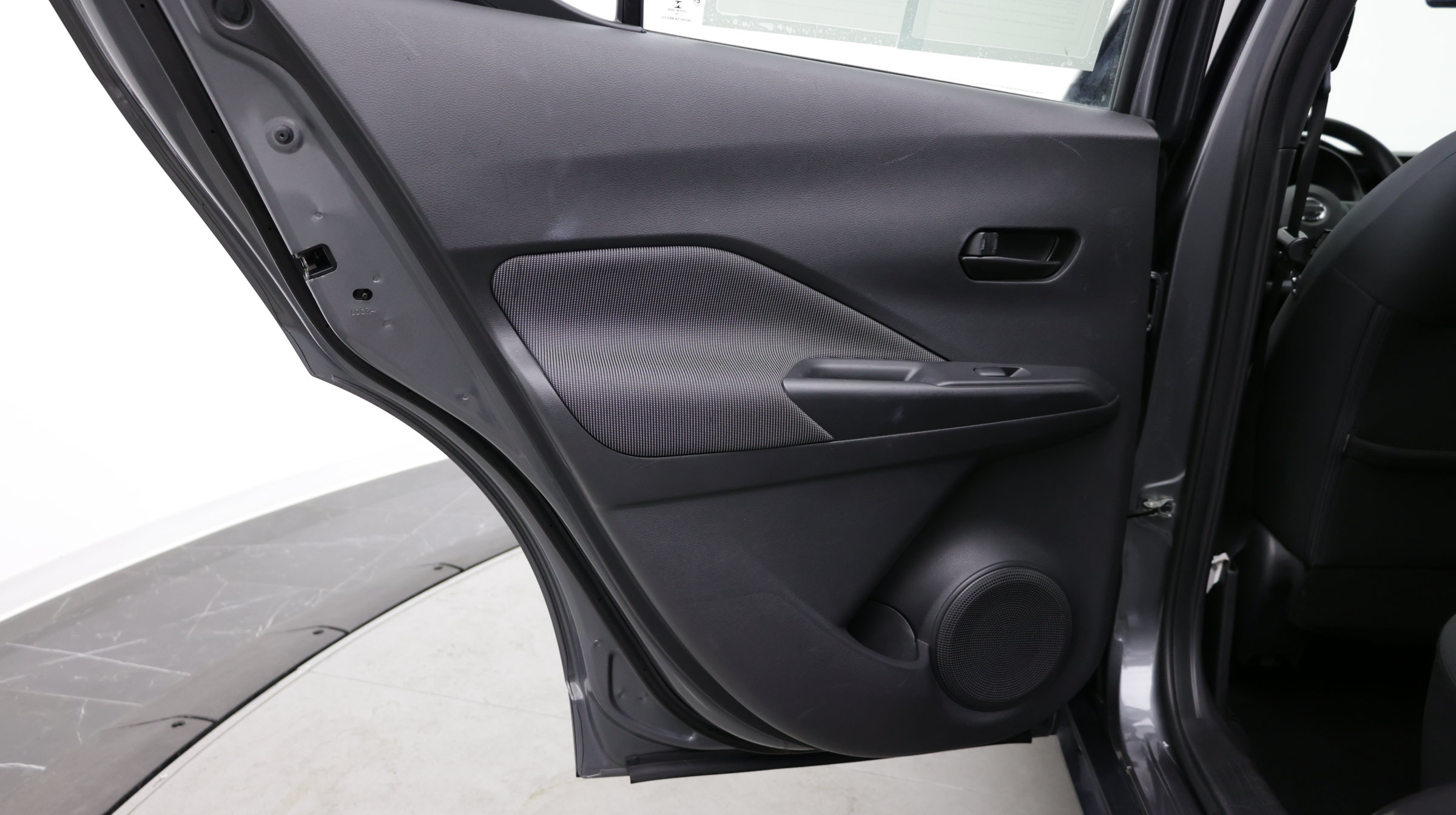 Used 2019 Nissan Kicks S FWD image 26
