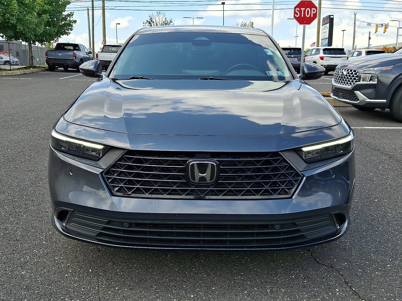 Used 2024 Honda Accord EX-L image 2