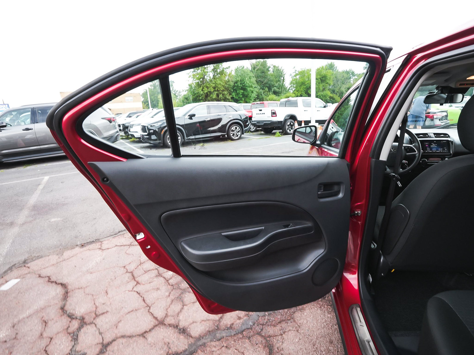 Used 2024 Mitsubishi Mirage G4 ES FWD image 11