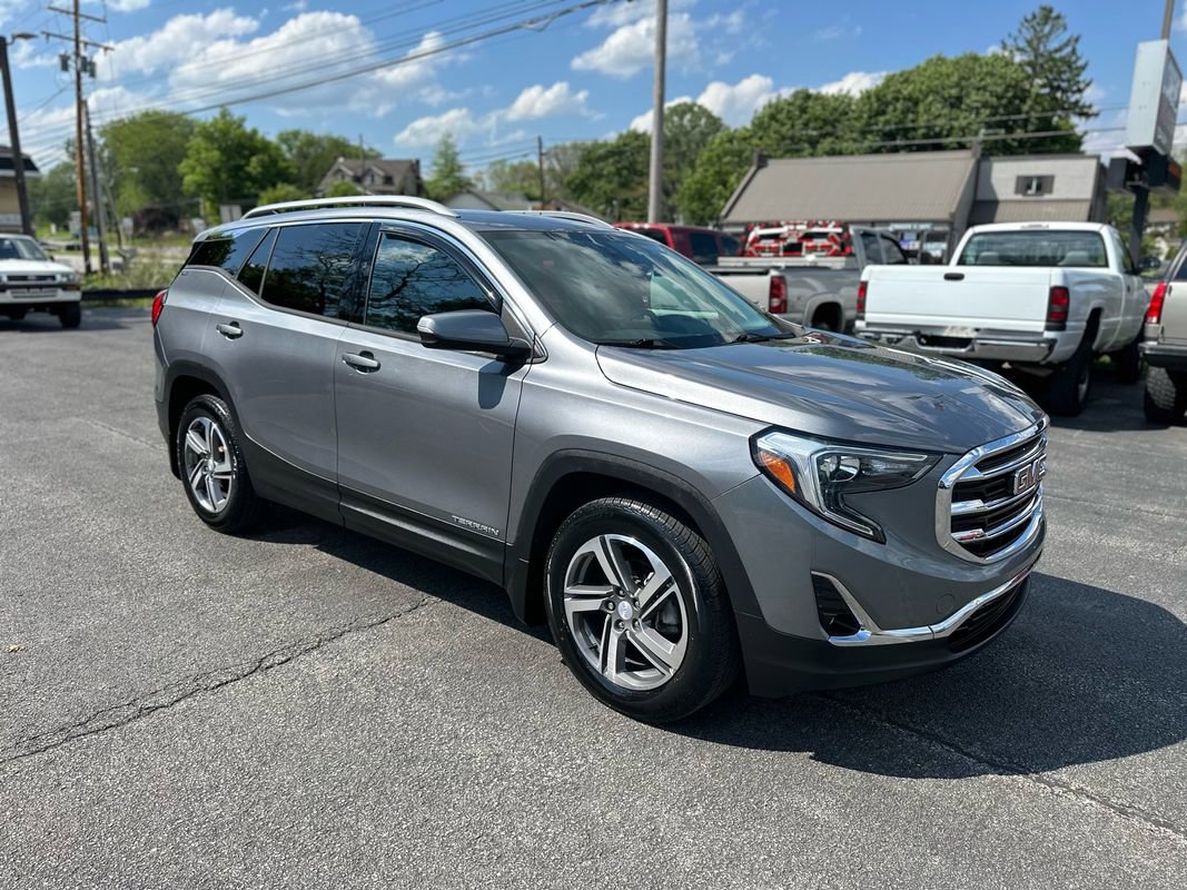 Used 2020 GMC Terrain SLT w/ Preferred Package FWD image 1