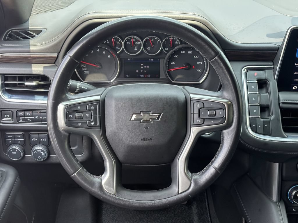 Used 2021 Chevrolet Tahoe Z71 w/ Luxury Package AWD/4WD image 10