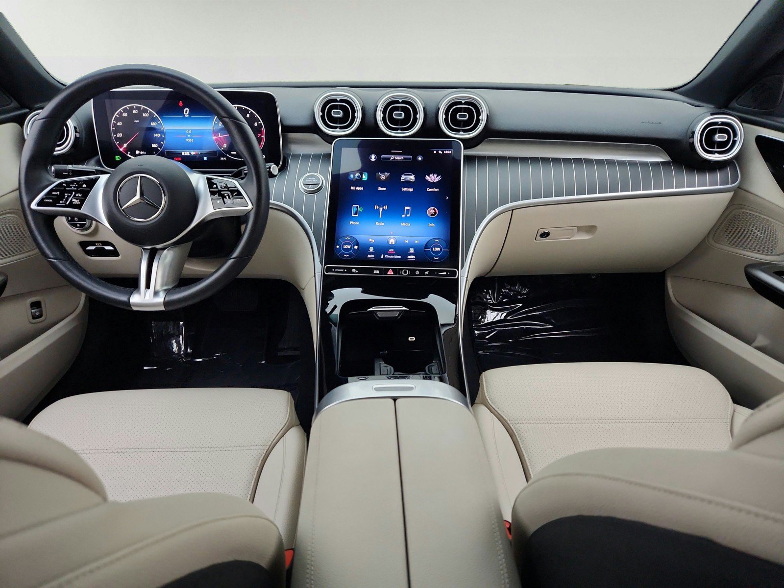 Certified 2023 Mercedes-Benz C 300 Sedan w/ Exclusive Trim Package image 24