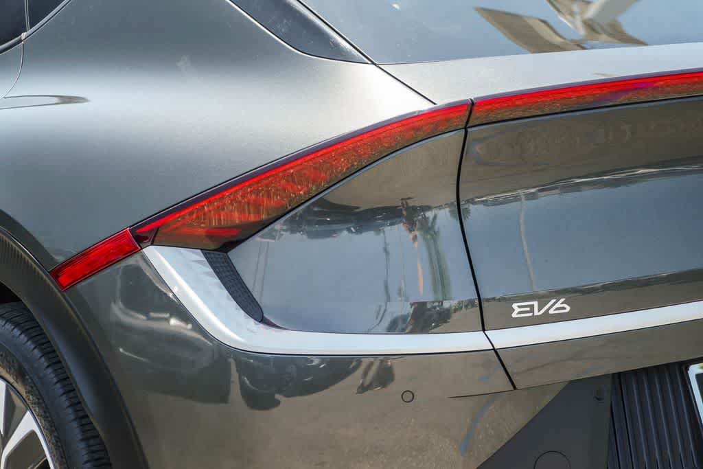 Certified 2023 Kia EV6 Light RWD image 7