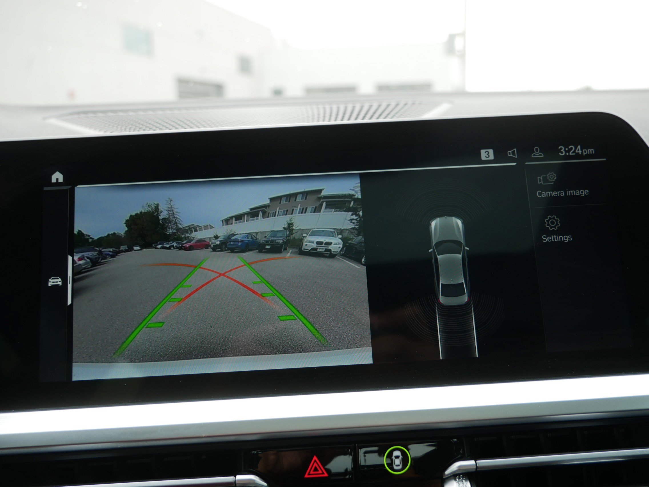 Used 2022 BMW 330i xDrive Sedan w/ Driving Assistance Package image 28