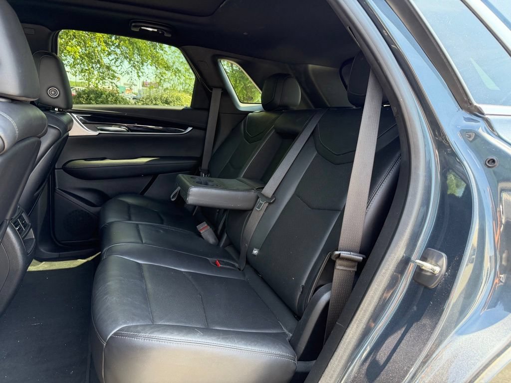 Used 2020 Cadillac XT5 Premium Luxury FWD image 24