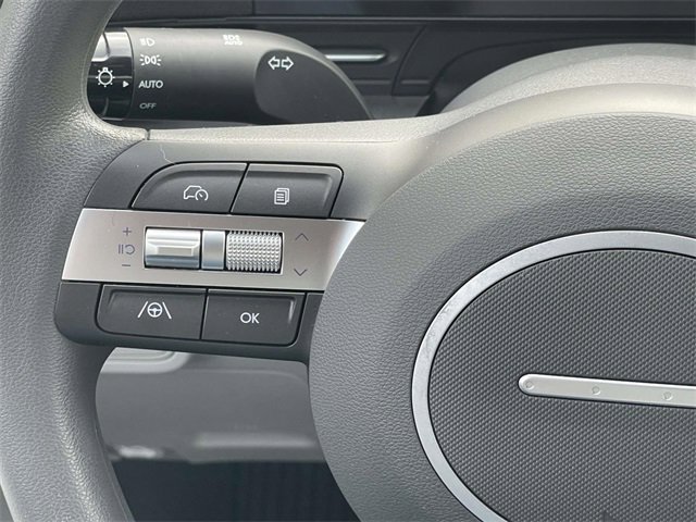 Certified 2025 Hyundai Kona SE image 15