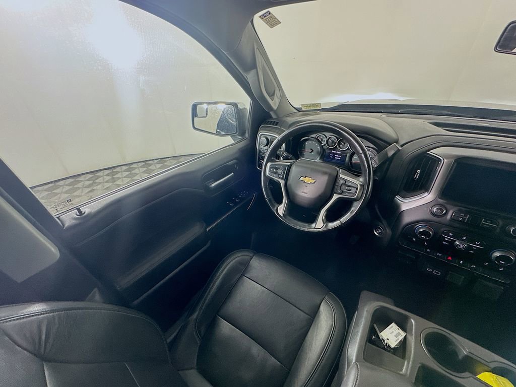 Used 2020 Chevrolet Silverado 1500 LT w/ All-Star Edition image 9