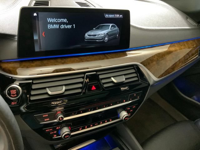 Used 2017 BMW 540i xDrive AWD/4WD image 18
