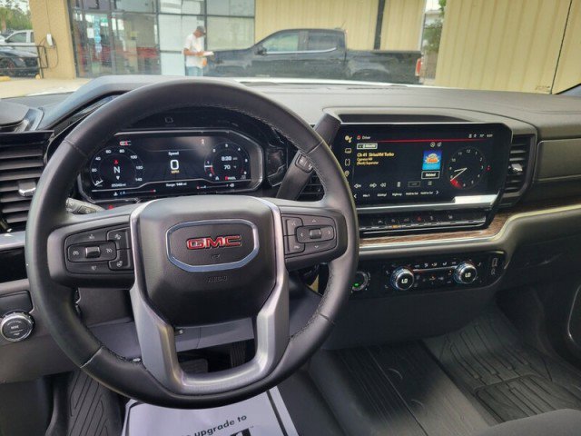 Used 2024 GMC Sierra 1500 Elevation RWD image 10