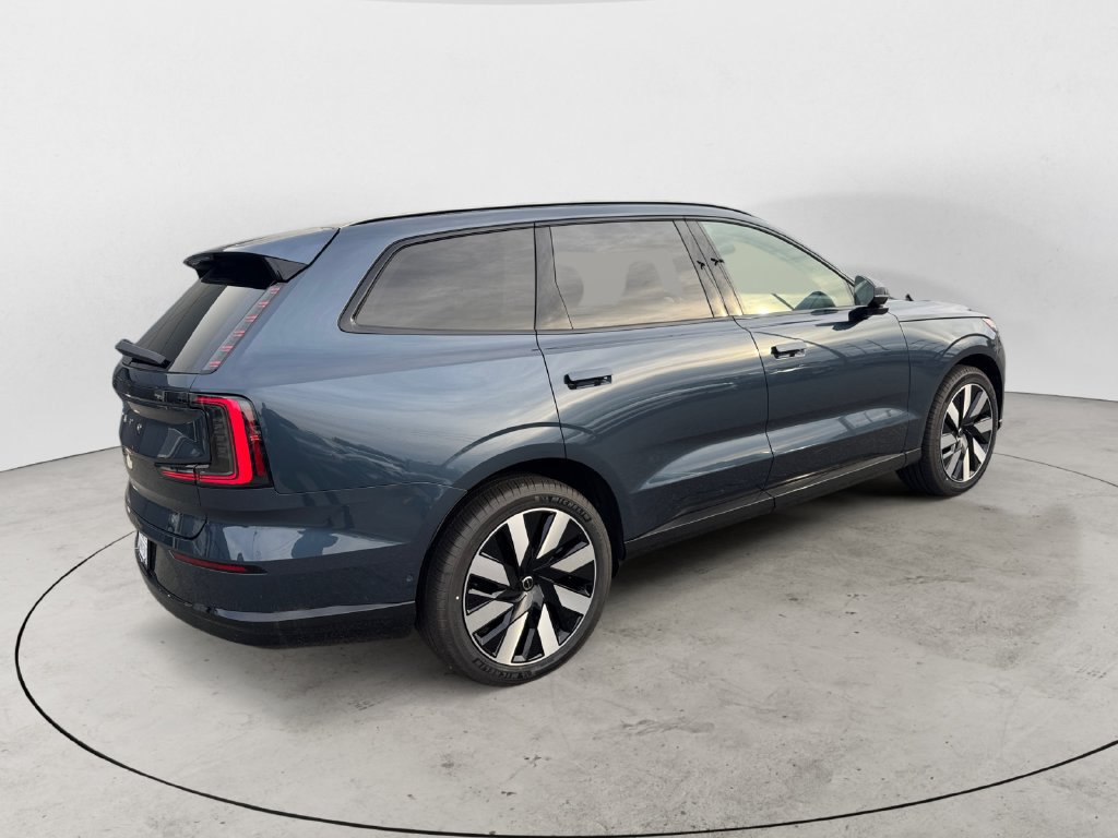 New 2026 Volvo EX90 Ultra AWD/4WD image 7