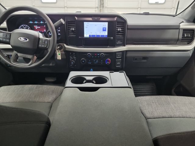 Used 2025 Ford F350 XLT w/ FX4 Off-Road Package AWD/4WD image 14