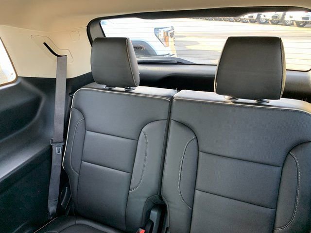 Used 2018 GMC Acadia Denali w/ Technology Package image 18