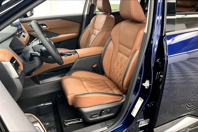 New 2025 Nissan Rogue Platinum image 10