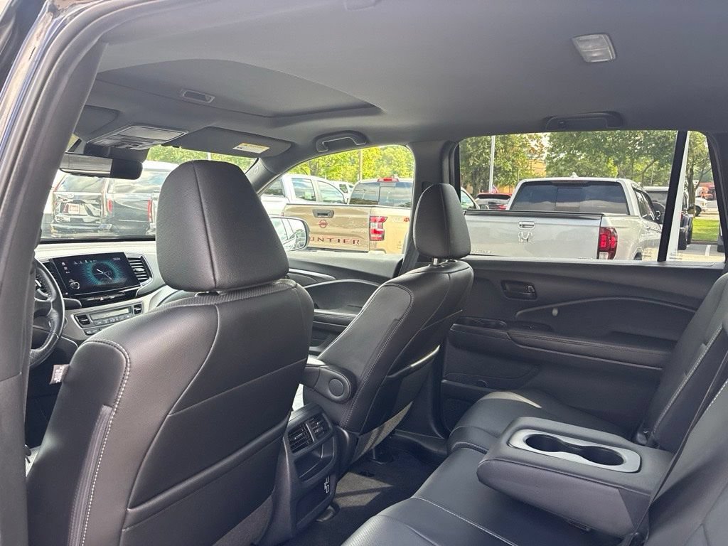 Used 2023 Honda Passport EX-L image 21