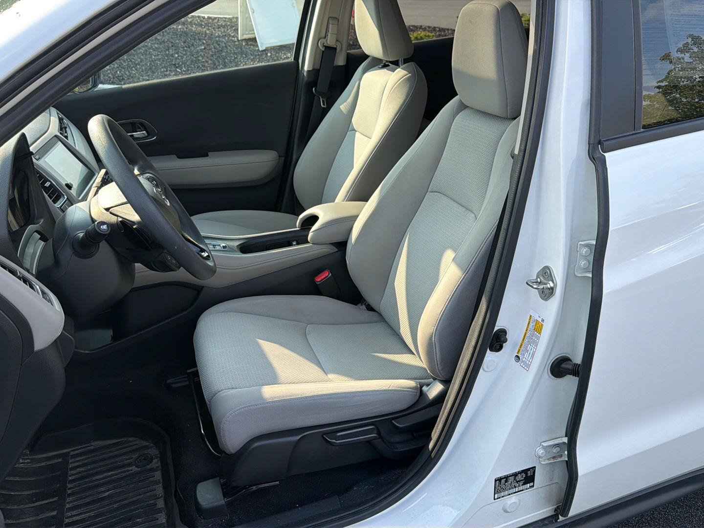 Used 2019 Honda HR-V EX image 19