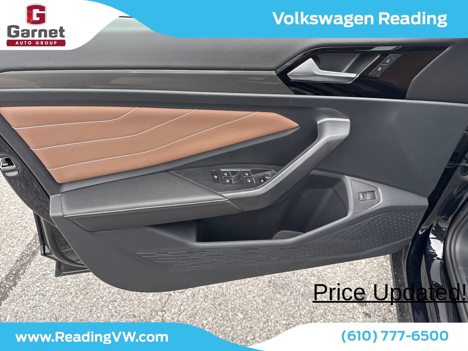 Used 2025 Volkswagen Jetta SEL FWD image 12