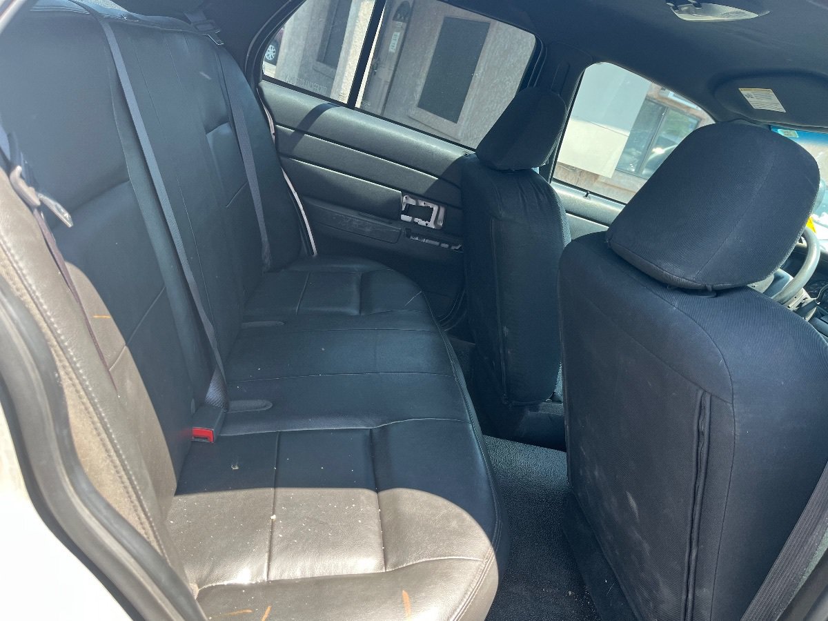 Used 2008 Ford Crown Victoria Police Interceptor RWD image 15