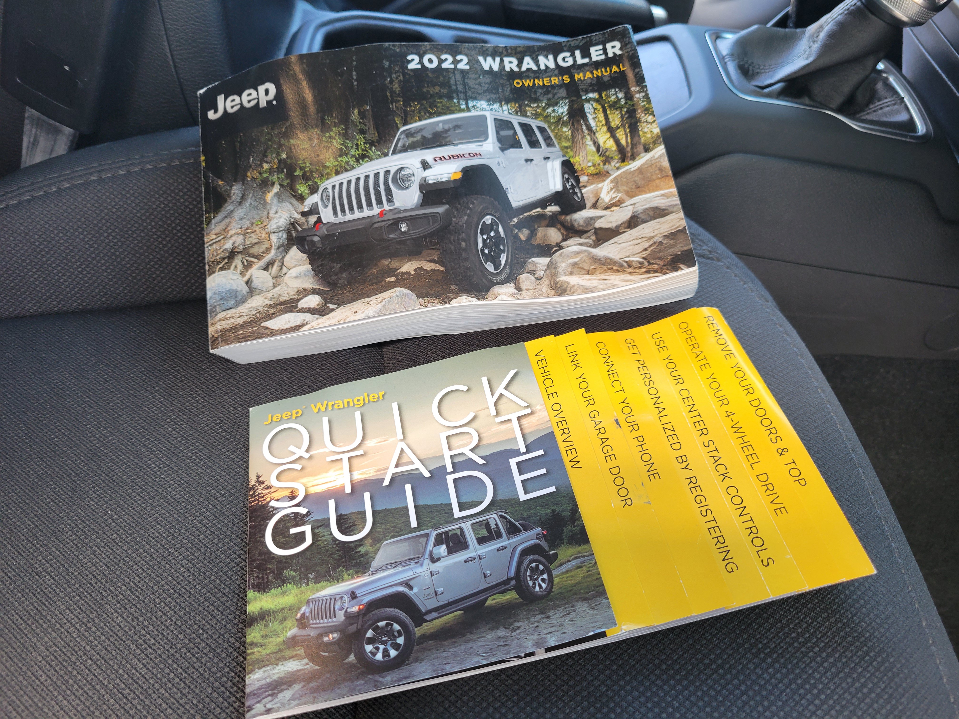 Used 2022 Jeep Wrangler Sport AWD/4WD image 40