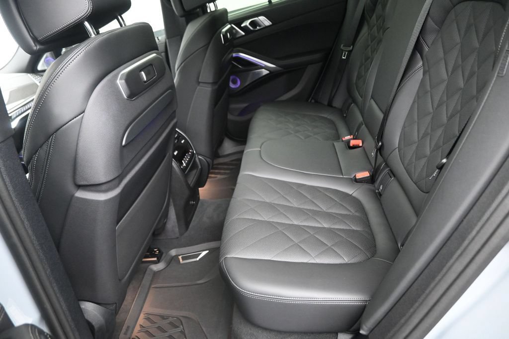 Used 2026 BMW X6 M60i AWD/4WD image 14