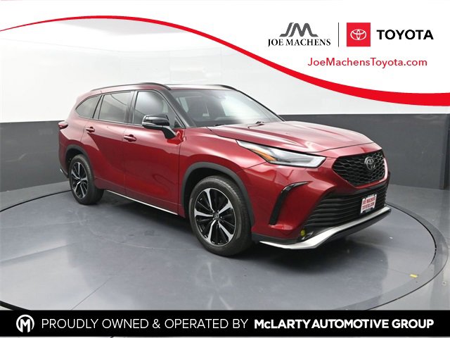 Used 2022 Toyota Highlander XSE