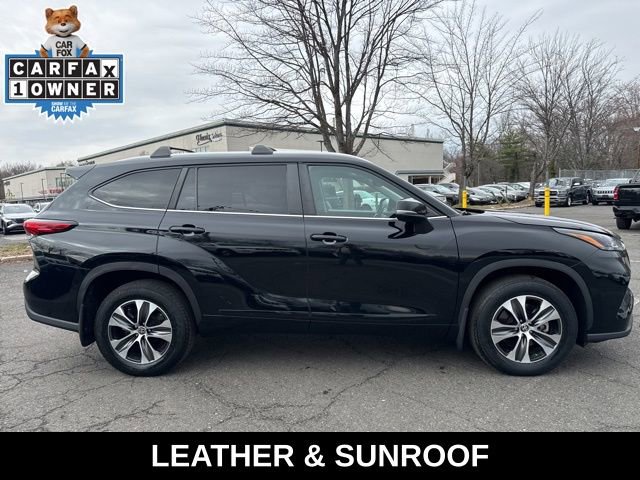 Used 2023 Toyota Highlander XLE image 15