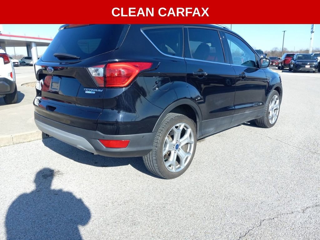 Used 2019 Ford Escape Titanium image 6