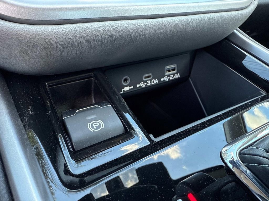 New 2025 Subaru Legacy Premium image 29