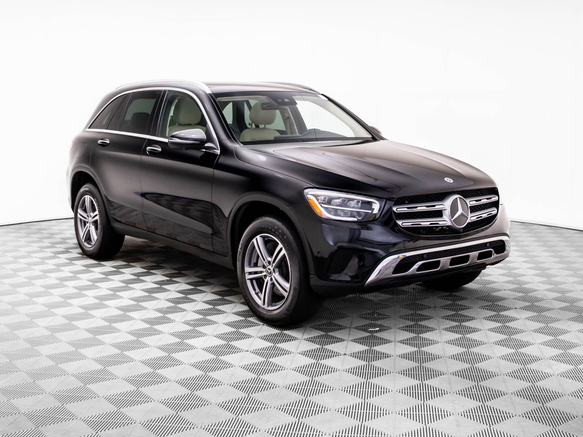 Certified 2022 Mercedes-Benz GLC 300 4MATIC w/ Multimedia Package Lite image 8