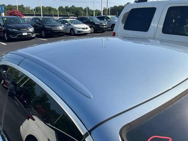 Used 2009 BMW 335i Convertible w/ Premium Pkg RWD image 5