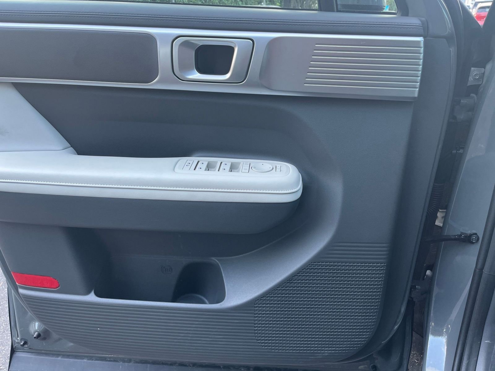 Used 2025 Hyundai Santa Fe SEL image 18