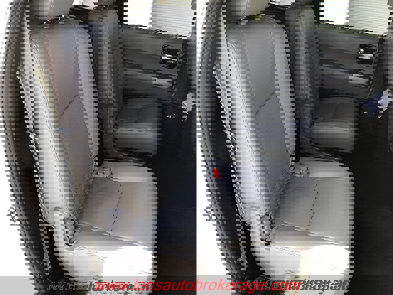 Used 2017 Toyota Sequoia Limited w/ Safety & Convenience Package RWD image 21