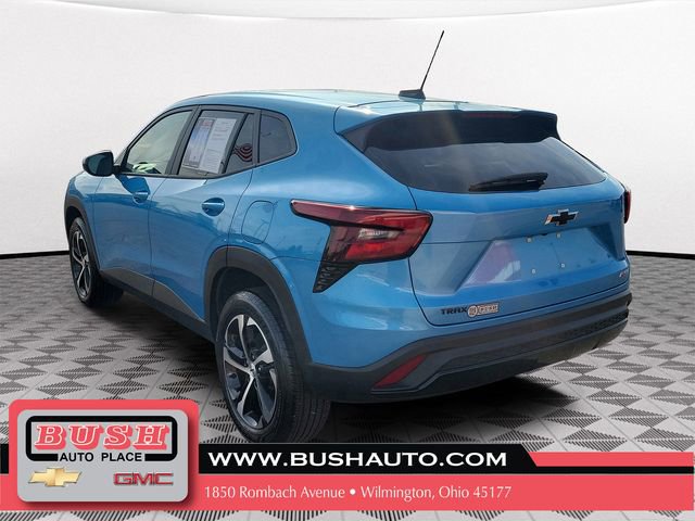 Used 2025 Chevrolet Trax RS w/ Driver Confidence Package image 3