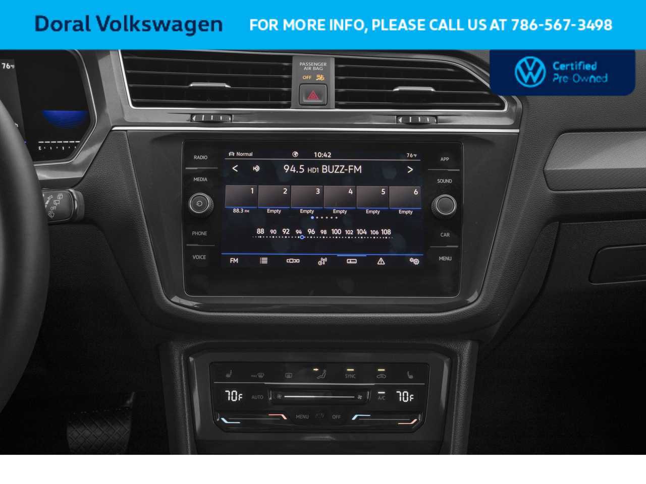 Used 2024 Volkswagen Tiguan SE FWD image 7