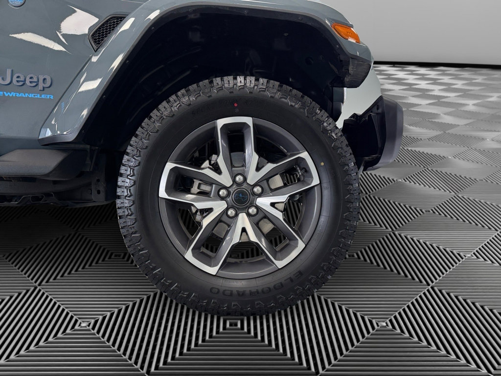 Used 2024 Jeep Wrangler Sport S w/ Convenience Group image 10