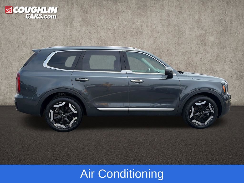 Used 2023 Kia Telluride S AWD/4WD image 10