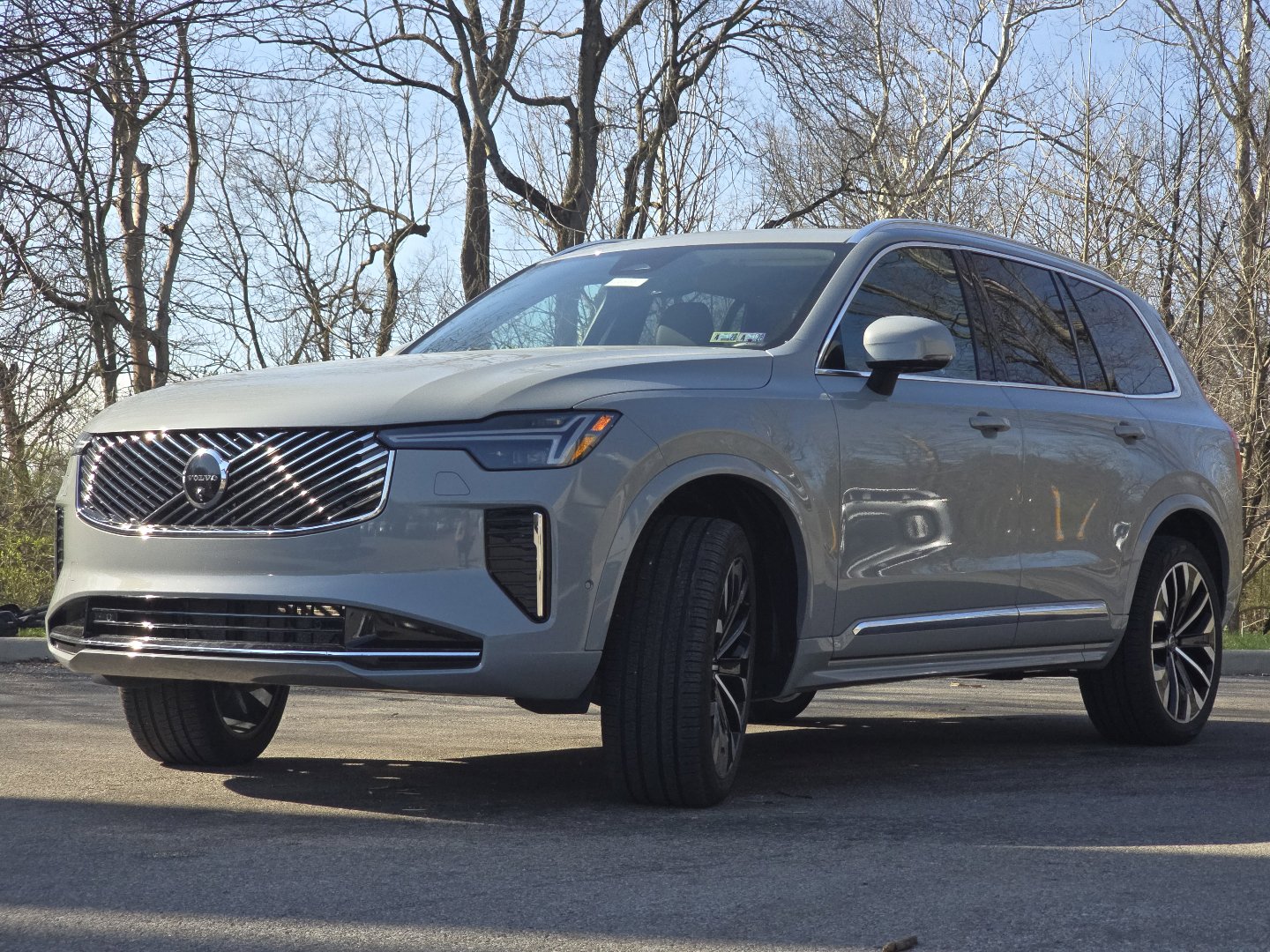 Used 2025 Volvo XC90 B5 Plus w/ Protection Package AWD/4WD image 12