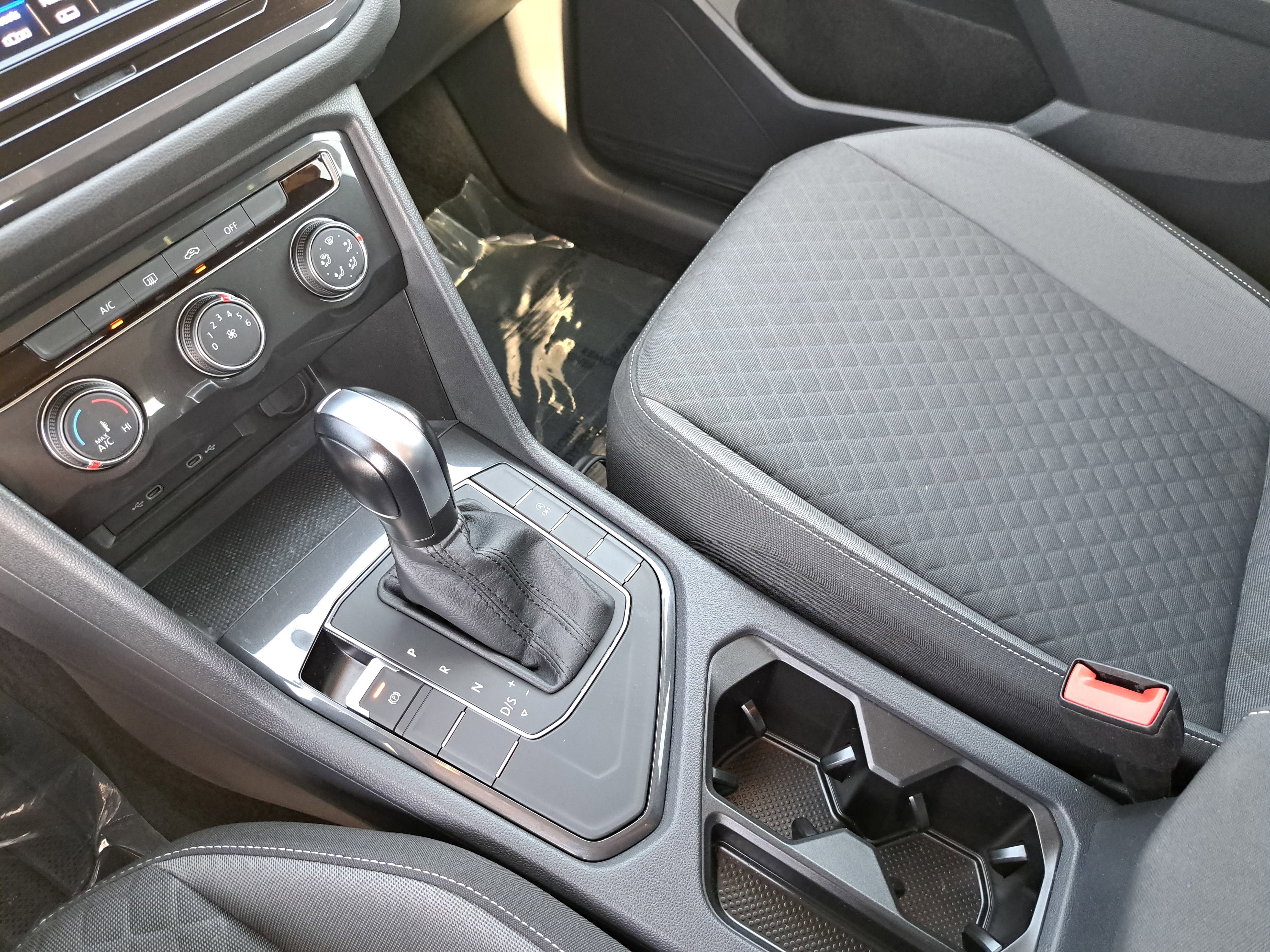 Certified 2021 Volkswagen Tiguan S FWD image 23
