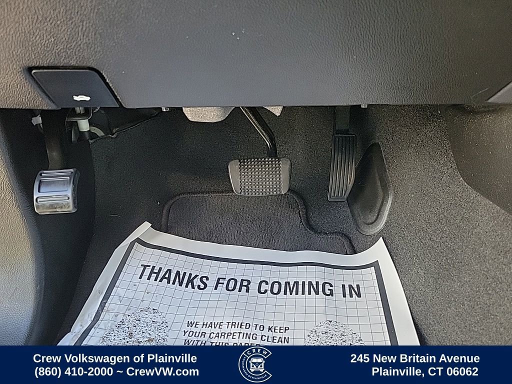 Used 2022 Chevrolet Colorado W/T image 40