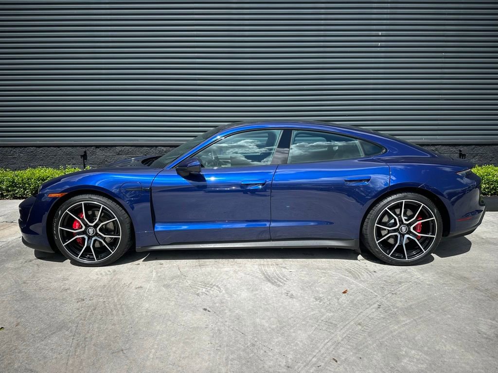Certified 2024 Porsche Taycan 4S image 2