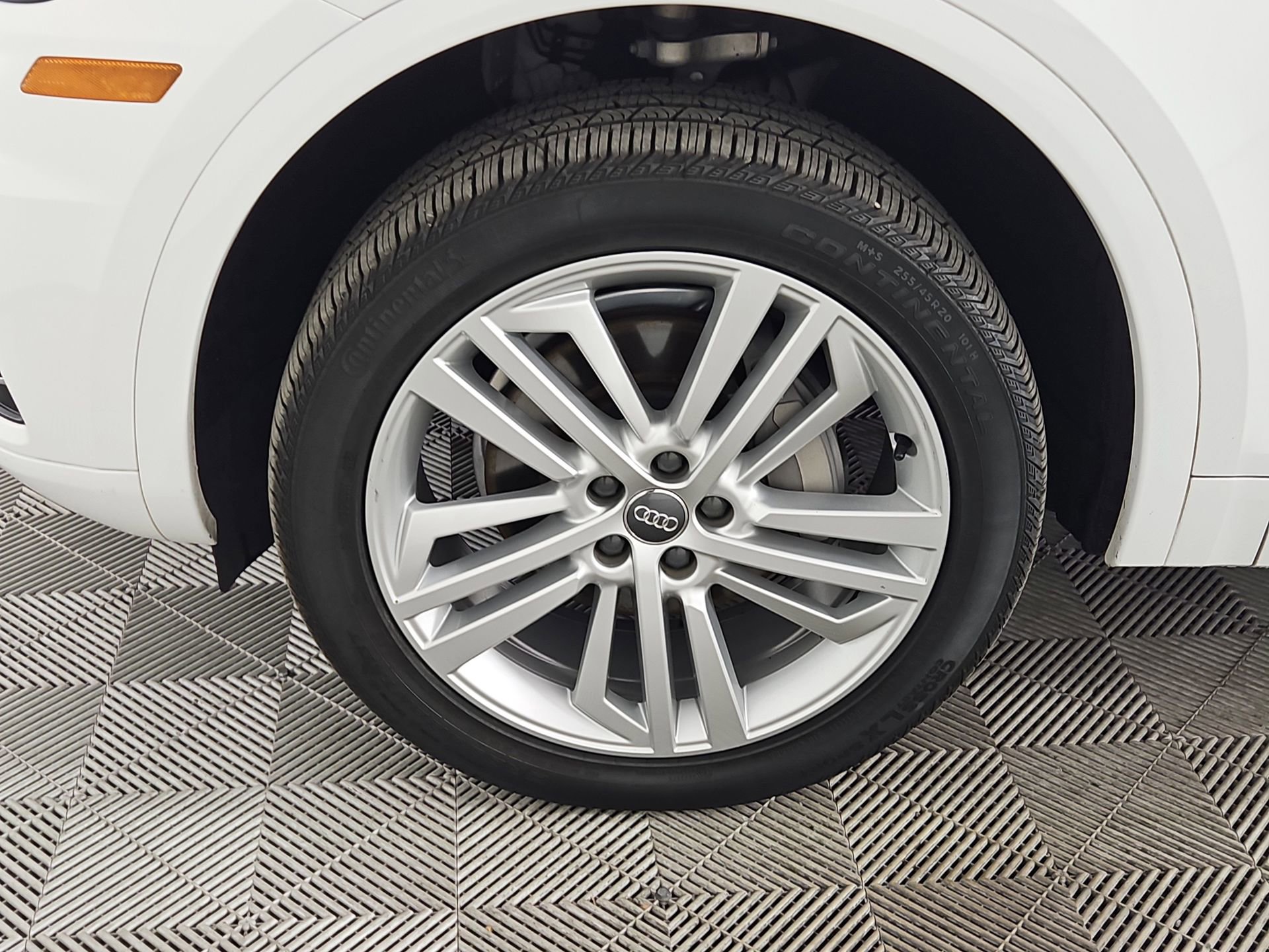 Used 2018 Audi Q5 2.0T Premium Plus w/ Premium Plus Package image 11